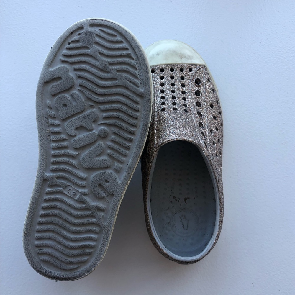 Native shoes - Picture 2 of 4